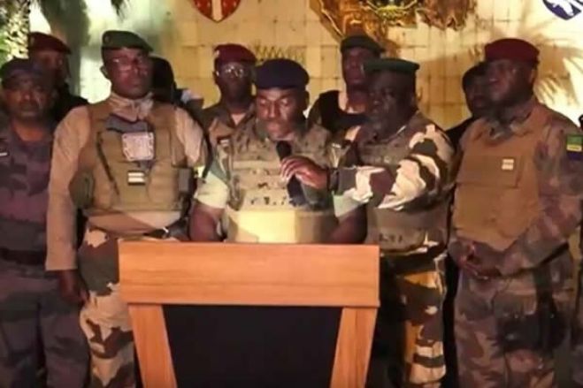 Militares anunciam golpe estado após eleições no Gabão e fecham fronteiras do país