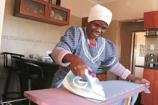 Covid-19: Empregadas domésticas estão a ser obrigadas a trabalhar