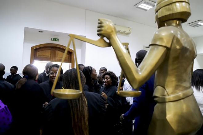 Oficiais de justiça pedem “intervenção urgente” do patronato e ameaçam com nova greve