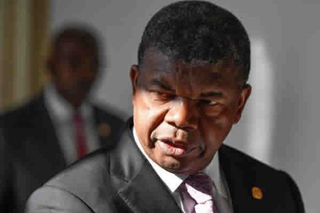 A crise que fustiga Angola