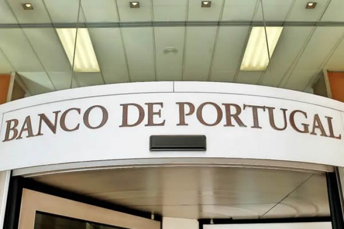 Banco de Portugal instaurou 38 contraordenações a três bancos angolanos