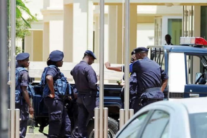 Angola registou 37 mortes de efetivos vítimas de disparos em três anos