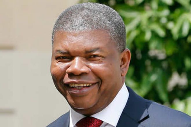 Duas perguntas em carta aberta ao senhor João Lourenço