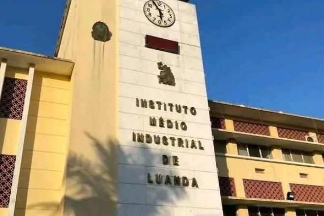 Angola aumentou escolas técnico-profissionais 40% em cinco anos