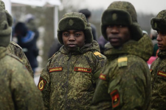 Rússia intensifica o recrutamento de mercenários no Ruanda, Burundi, Congo e Uganda