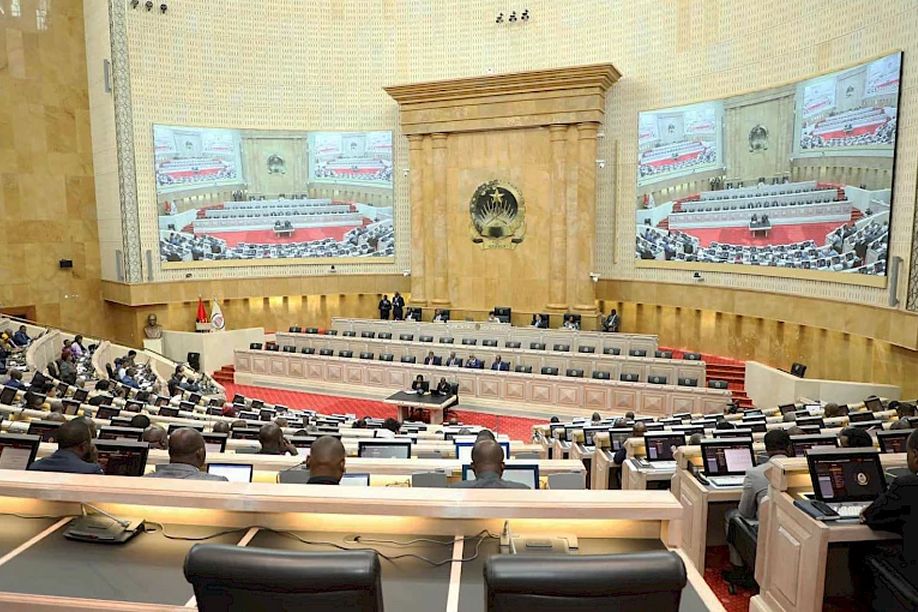Parlamento vota nomeações para Comissão Nacional Eleitoral na próxima semana