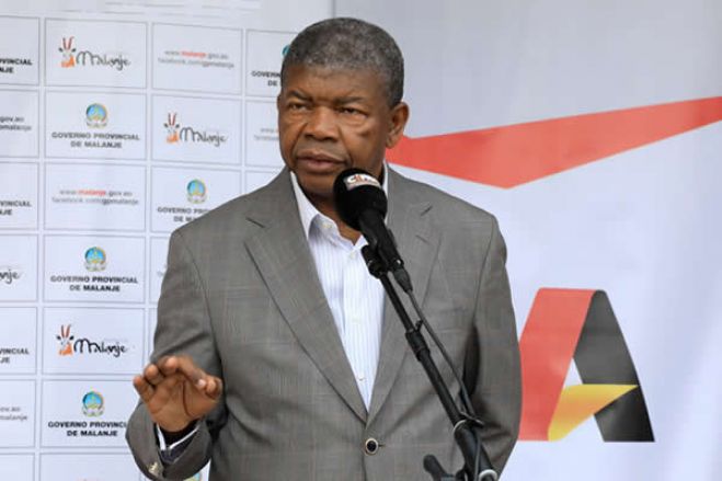 João Lourenço aponta ajuste dos preços dos combustíveis para combater contrabando