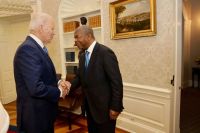 Companhia de lobby dos EUA recebeu 15 milhões de dólares de Angola desde 2019