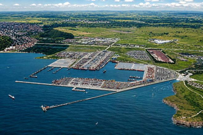 China investe 900 milhões de dólares no Porto da Barra do Dande e consolida vantagem sobre os EUA