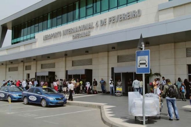 Angola reabre espaço aéreo a voos internacionais a partir de 21 de setembro