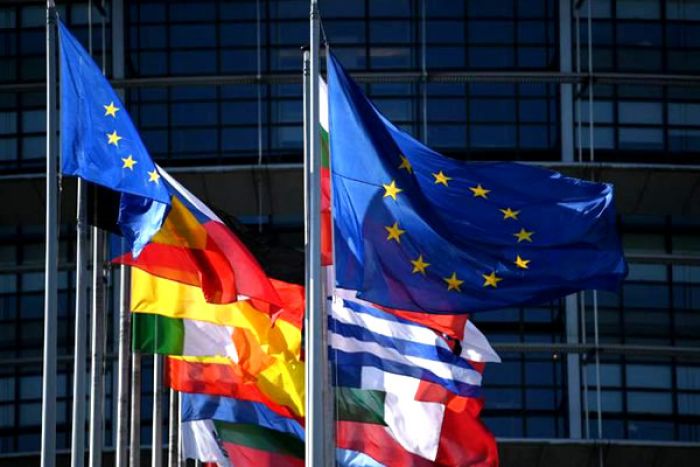 Mali: UE "extremamente preocupada" com golpe pede regresso ao Estado de direito